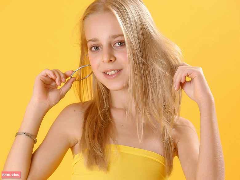 Candydoll – Anastasia R. (sets 01-17,+1 VIP set; video 01-19 ,+1 VIP video)