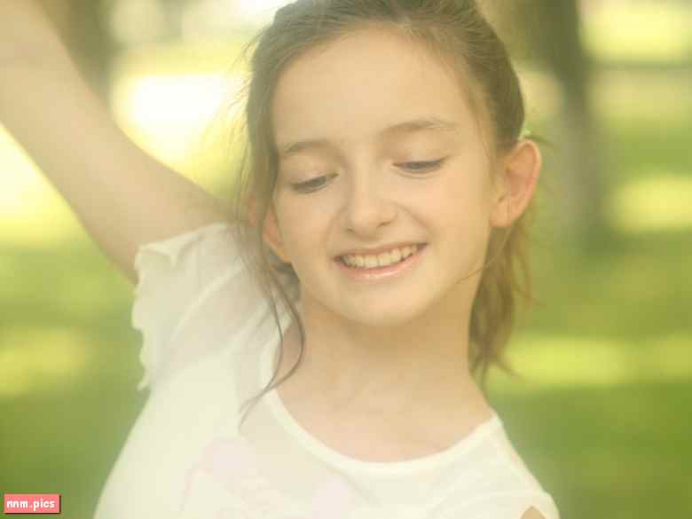 Candydoll – Sasha L. (15 imagesets, 14 vids)