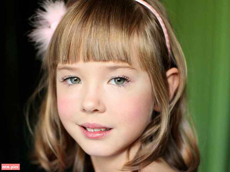 Candydoll – Yana R. (imagesets & video 01-02)