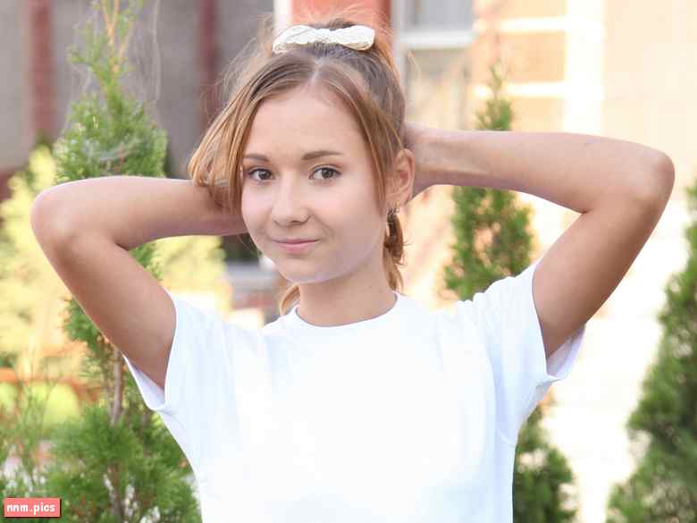 Candydoll – Yuliana A. (8 imagesets, 8 vids)