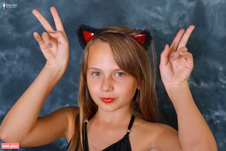 Fashion Land – Mia Model (9 sets)