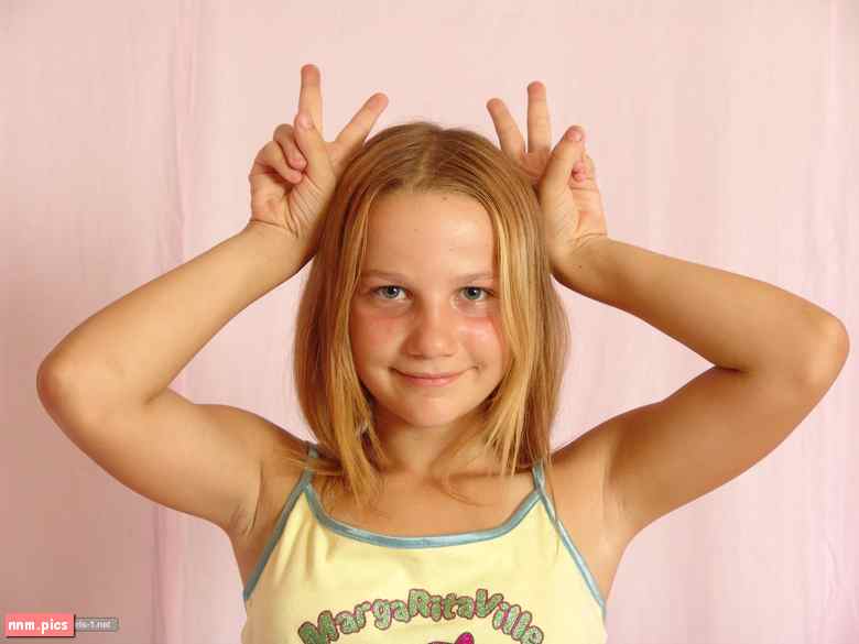 Funny Girls – Angela Model (sets 01-24)