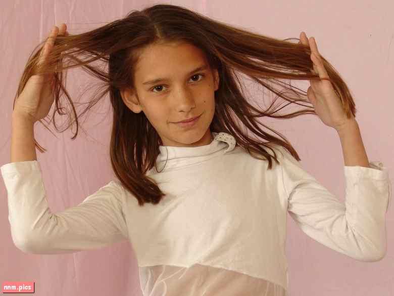 Funny Girls – Lana Model (sets 01-24)