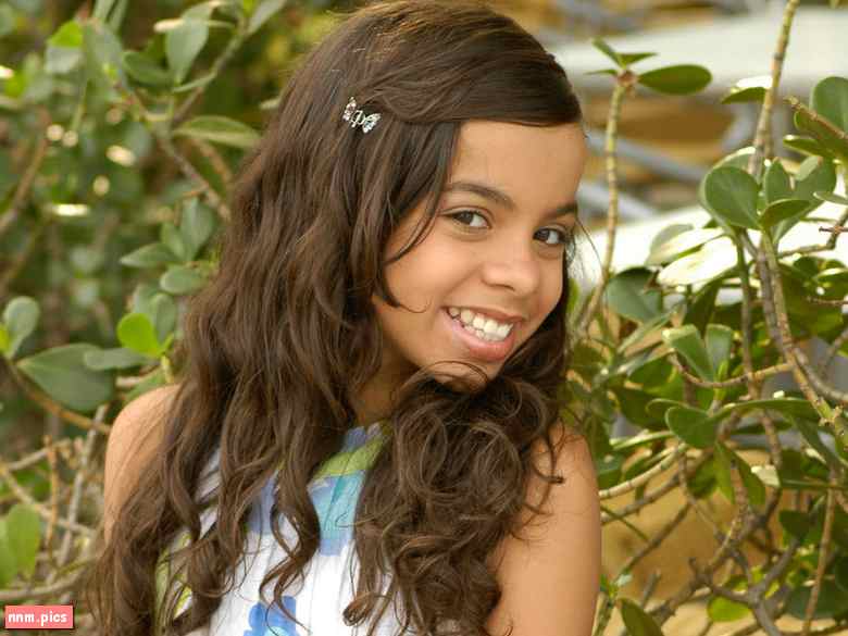 We Are Little Stars – Corinne (sets 01-04, 2 vids)