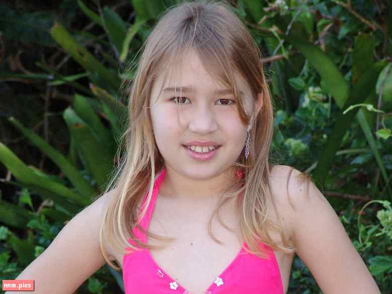 We Are Little Stars – Larissa (5 sets, 259 images)