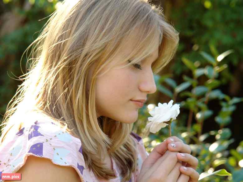 We Are Little Stars – Lidia (sets 01-04)