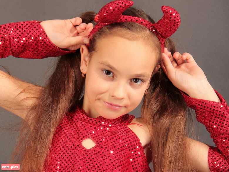 Newstar – Jenna IV (sets 339-489, 9 vids)