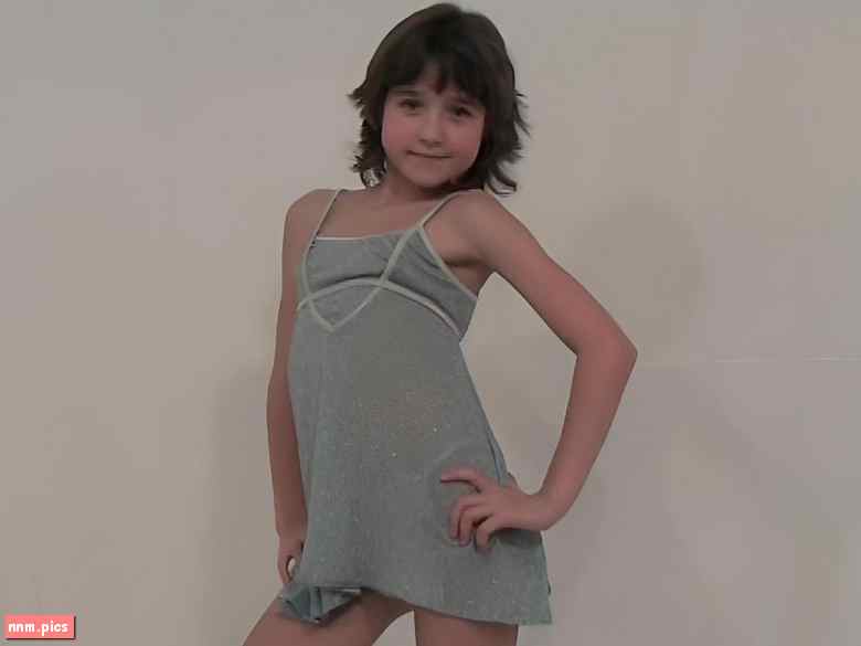 Paradisebirds – Katrin Model (video 01)