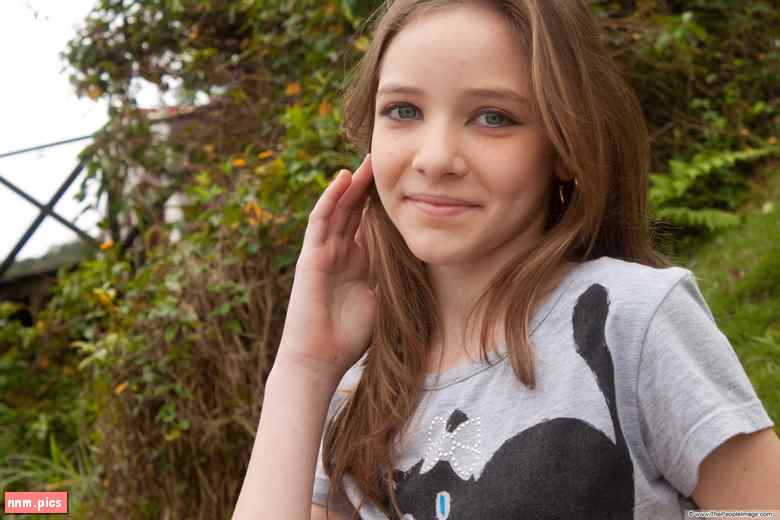 The People Image – Alexia (5 sets, 2 vids)