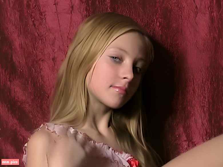 Show Stars – Hana Model (video 11)