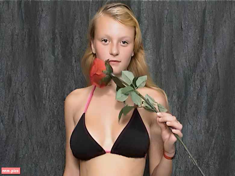 Show Stars – Karina (2 videos)