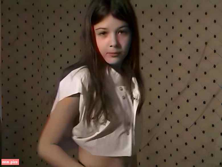 Show Stars – Oxi Model “Smoking” (video C01)