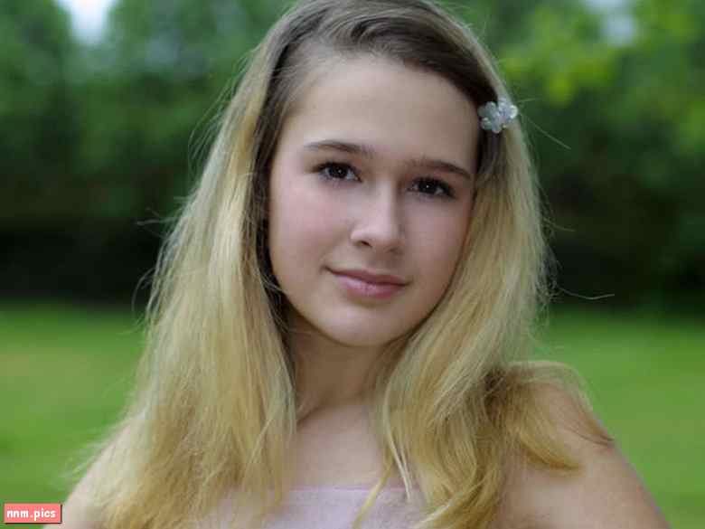 SooperModels – Bobbi (32 sets)