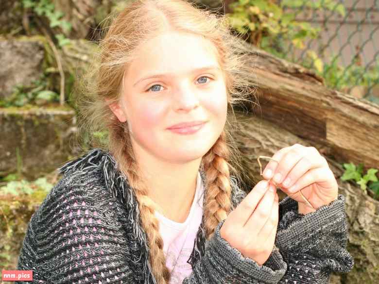 TeenModel.cc – Lisa Model (29 sets)