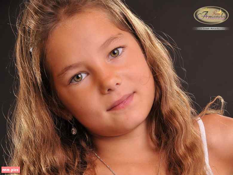 TinyModel – Sweet [Amy I] Amanda (sets 31-80, 106-113)