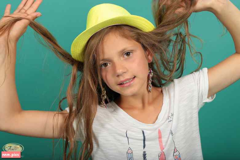 TinyModel – Sweet Amy I, II (sets 01-282, 6 vids)