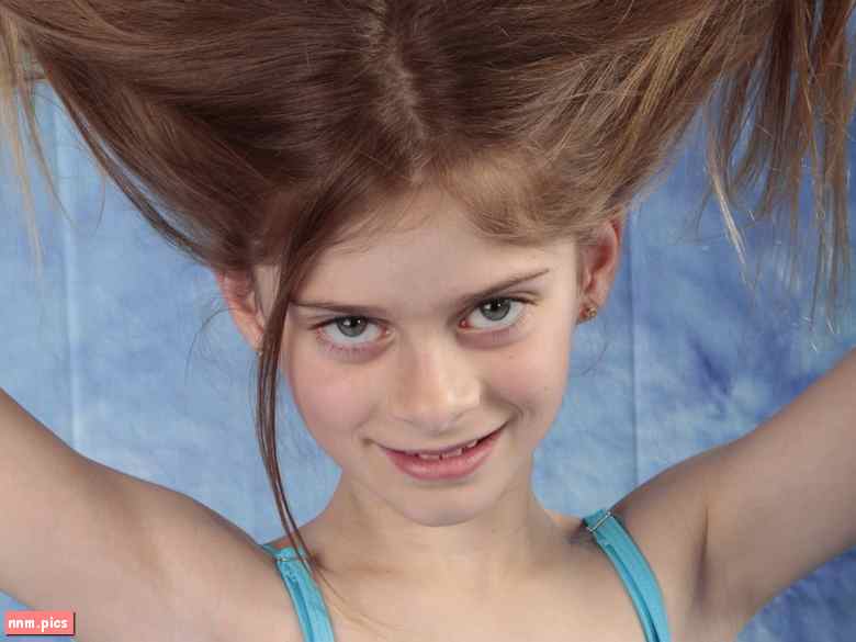 TinyModel – Sweet Catalina “Dancing Queen” (video)