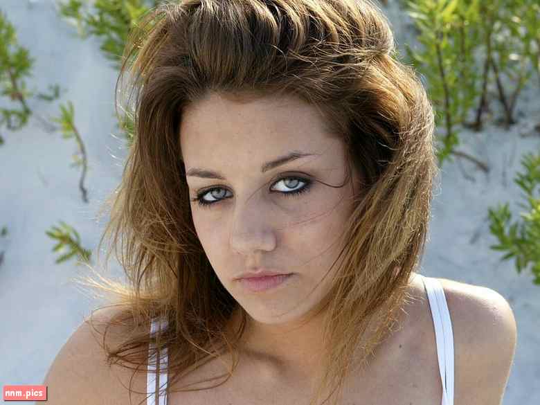 TrueTeenBabes - Dani Wells (19 sets)