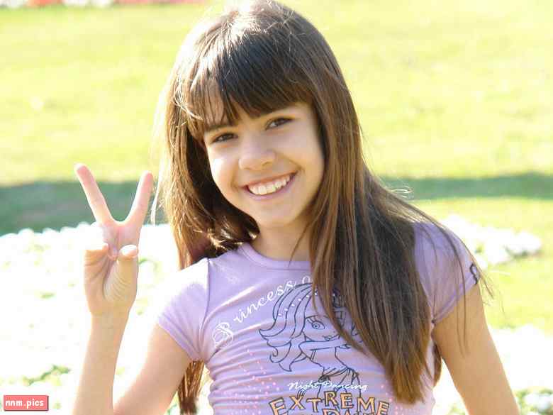 We Are Little Stars – Mara (sets 01-05, 2 vids)