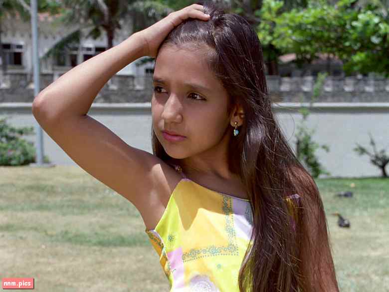 We Are Little Stars – Marcelle (9 sets, 102 images)