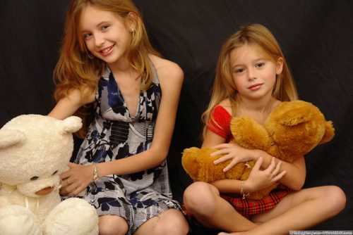 We Are Little Stars – Mirian & Micaela – Sister Models (754 images ...