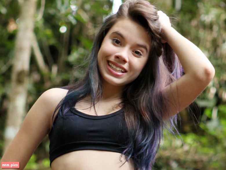 We Are Little Stars – Rose (65 images)