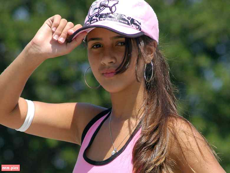 We Are Little Stars – Tati (sets 01-05, vids 01-02)