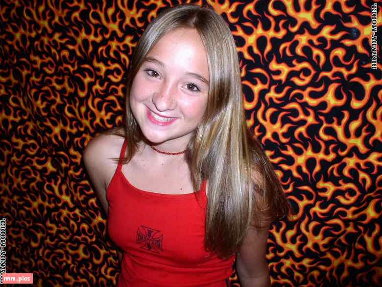 WebeWeb – Brandy Model (sets 01-33)