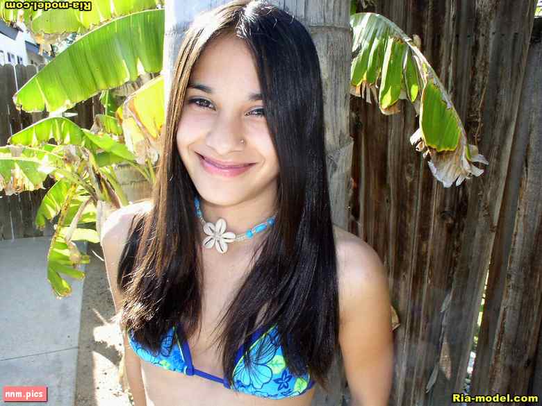 WebeWeb – Ria Model (sets 12-32)