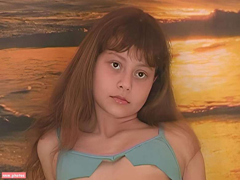 Young Video Models – Anghelina (Ag06)