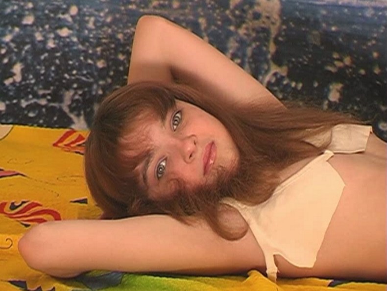 Young Video Models – Valentina (Va02)