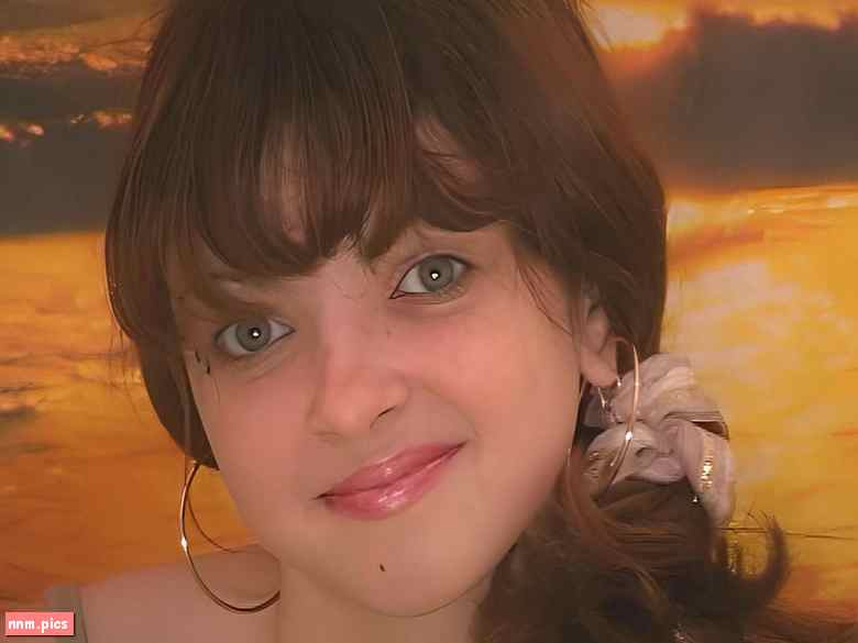 Young Video Models – Valentina (Va06)